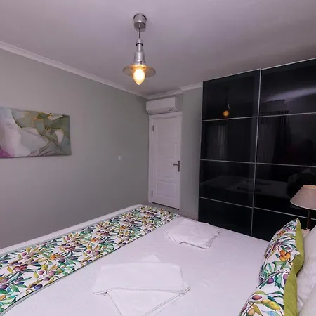 Olive Suits Datca Daily Weekly Rentals Datca